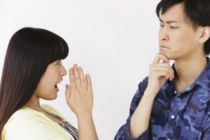 喧嘩するカップル